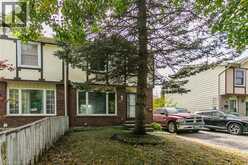 157 OLD CARRIAGE Drive | Kitchener Ontario | Slide Image One