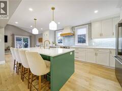99 BEECHMANOR Crescent Kitchener Ontario, N2N 3H5