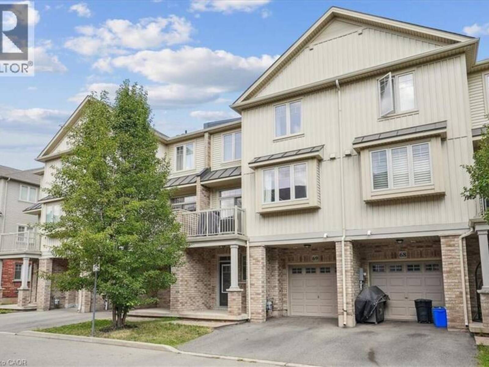 6 CHESTNUT Drive Unit# 69, Grimsby, Ontario L3M 0C4