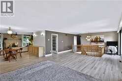 22 OAKRIDGE Drive | Hamilton Ontario | Slide Image Ten