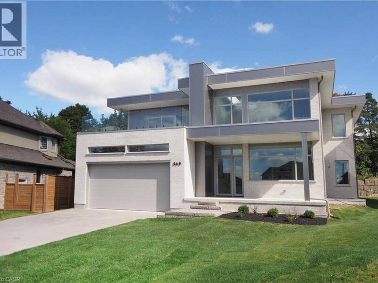 560 WERNI Court, Waterloo, Ontario N2V 2S7