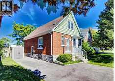 208 ARNOLD Street | Kitchener Ontario | Slide Image Two