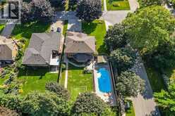 64 DRIFTWOOD Court | Grimsby Ontario | Slide Image Thirty-three
