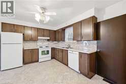 8 HILL Place | Hamilton Ontario | Slide Image Thirteen