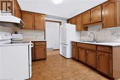 261 CARLA Avenue | Hamilton Ontario | Slide Image Thirteen