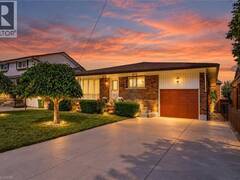 261 CARLA Avenue Hamilton Ontario, L8G 3M9