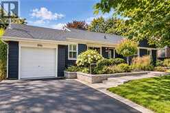 896 EAGLE Drive | Burlington Ontario | Slide Image Four