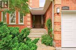 2747 TEAK Crescent | Oakville Ontario | Slide Image Two
