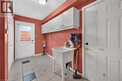 196 BLUEBELL Crescent | Ancaster Ontario | Slide Image Nineteen