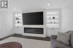 196 BLUEBELL Crescent | Ancaster Ontario | Slide Image Eight