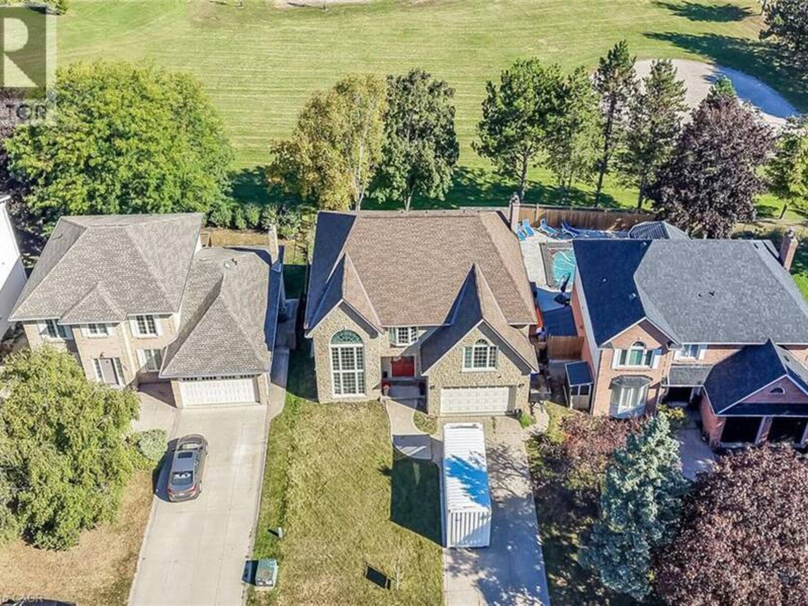196 BLUEBELL Crescent, Ancaster, Ontario L9K 1B9