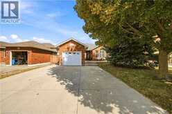 776 ACADIA Drive | Hamilton Ontario | Slide Image One