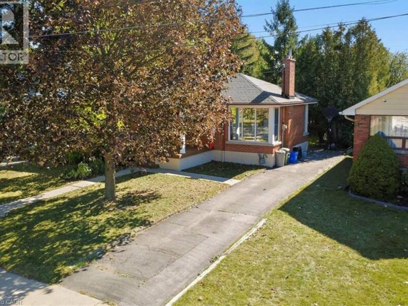 56 EVERTON Place, Hamilton, Ontario L8T 1G7