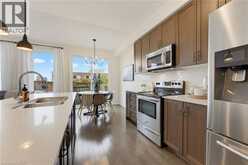 739 BANKS Crescent | Milton Ontario | Slide Image Nine