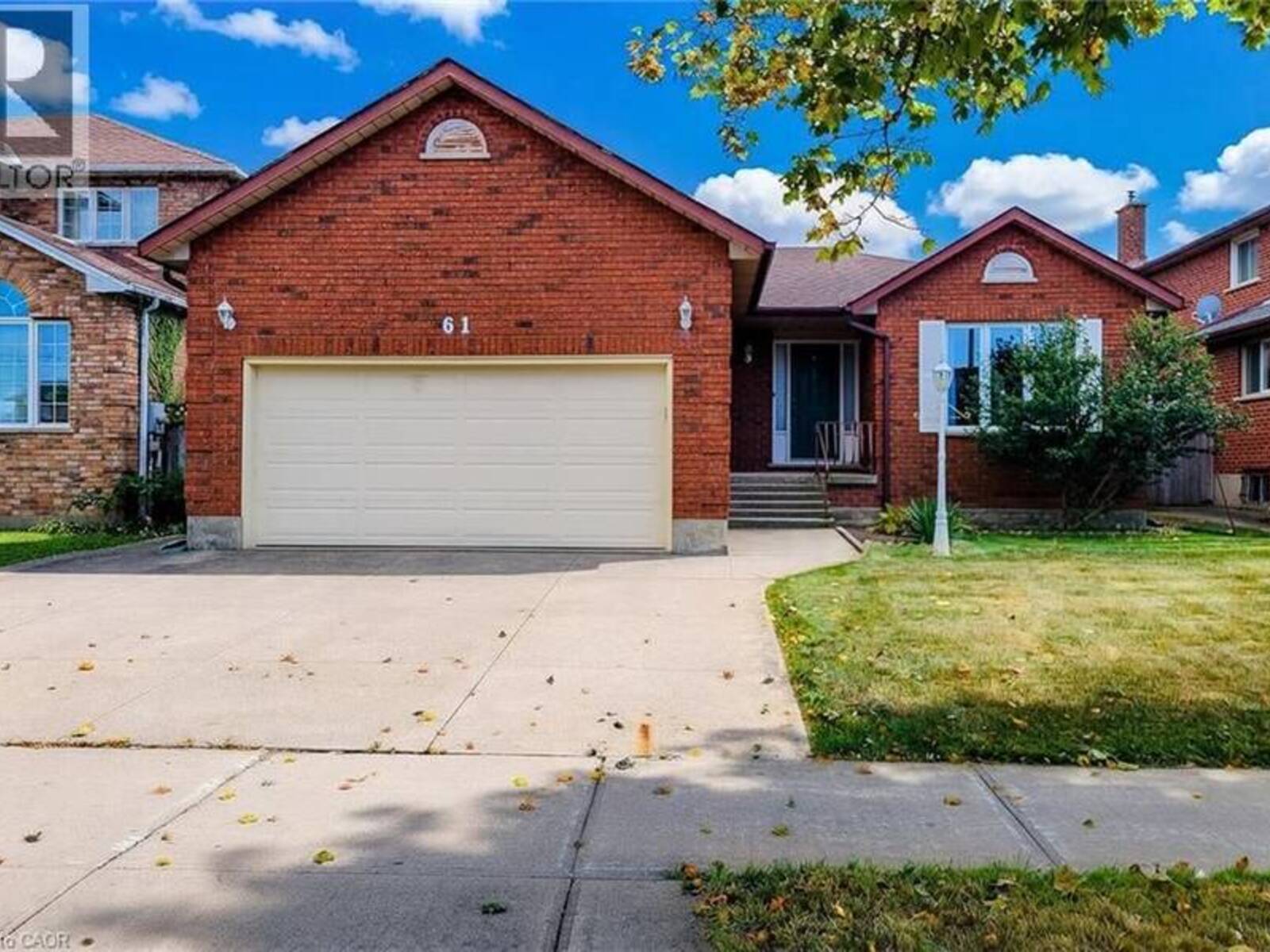 61 HIGHLAND Road, Hamilton, Ontario L8J 2T7