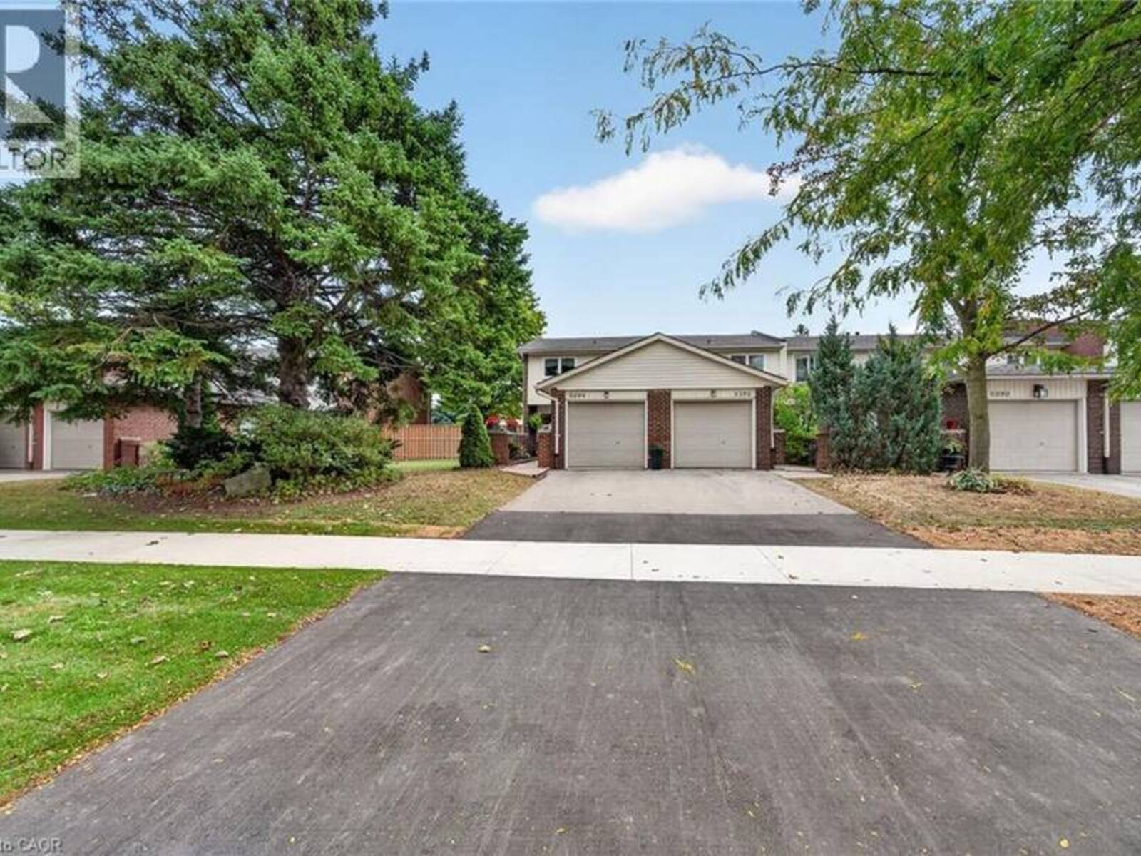 5294 BROMLEY Road, Burlington, Ontario L7L 3G2