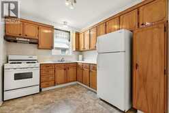 64 TWEEDSMUIR Avenue | Dundas Ontario | Slide Image Ten