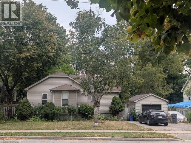 2450 WOODWARD Avenue Burlington Ontario, L7R 1T9 - 2 Bedrooms Home For Sale