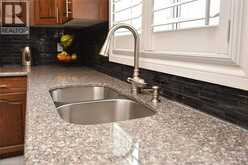 36 TOMMAR Place | Hamilton Ontario | Slide Image Fifteen