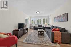 376 SILVERBIRCH Boulevard | Hamilton Ontario | Slide Image Nine