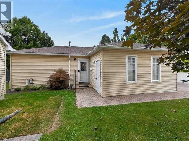376 SILVERBIRCH Boulevard Hamilton Ontario, L0R 1W0 - 2 Bedrooms Condo For Sale