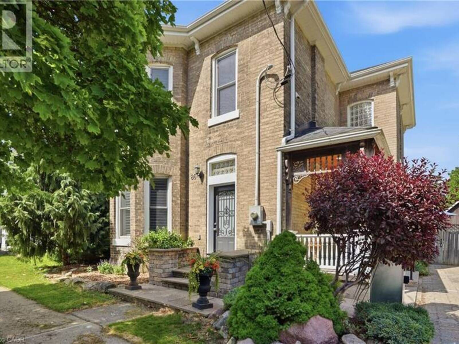 86 OAK Street, Brantford, Ontario N3T 2B3
