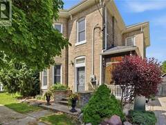 86 OAK Street Brantford Ontario, N3T 2B3
