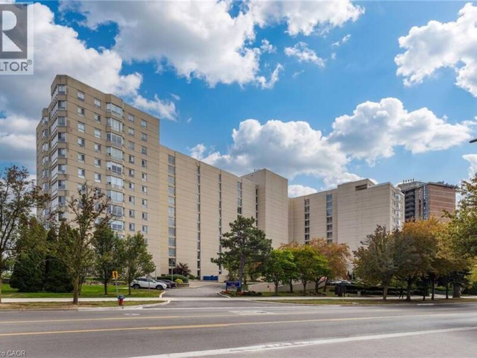 5280 LAKESHORE Road Unit# 103, Burlington, Ontario L7L 5R1
