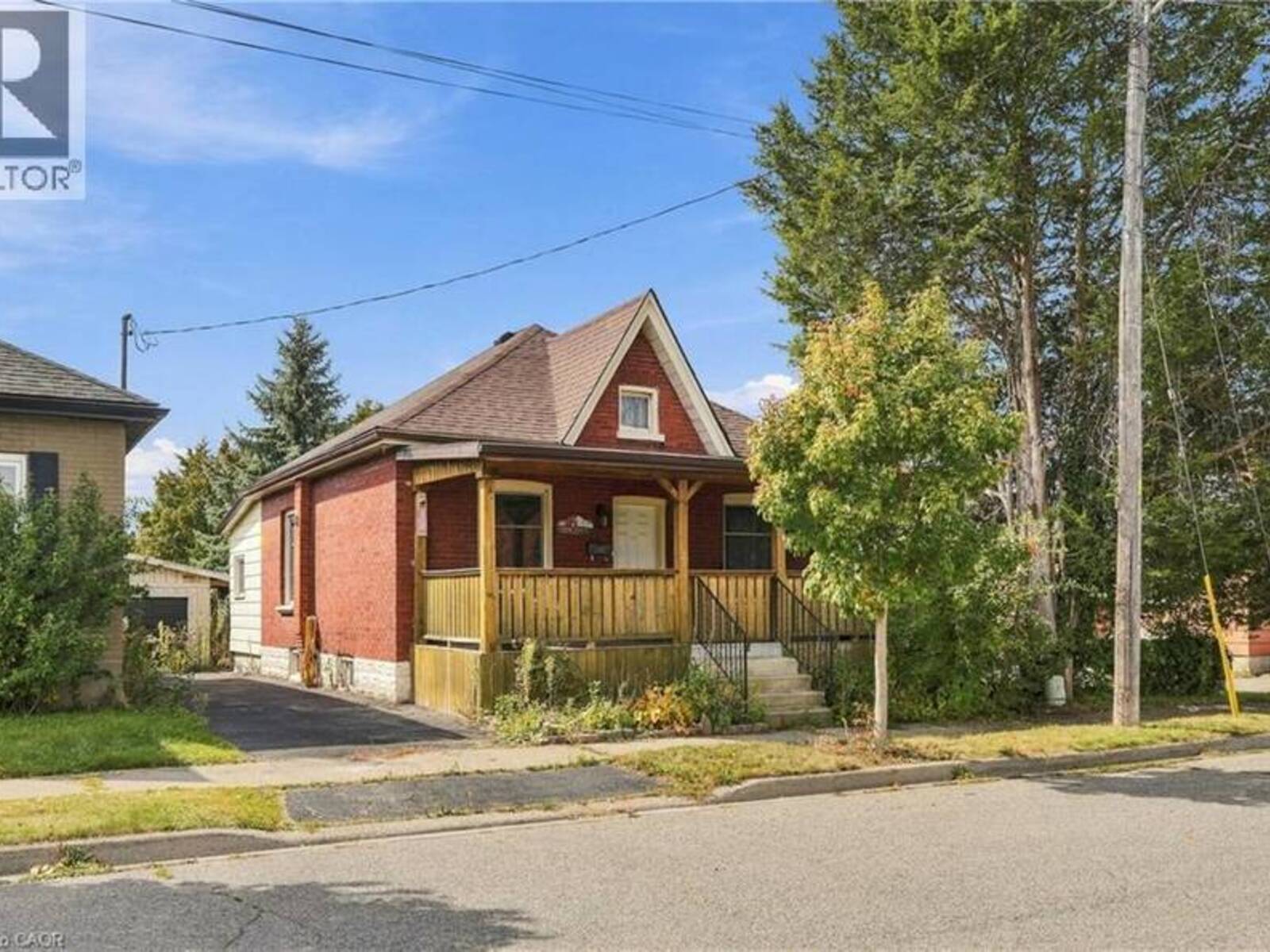 7 TOM Street, Brantford, Ontario N3S 2T2