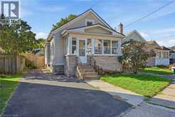 132 GRASS Avenue | St. Catharines Ontario | Slide Image Two