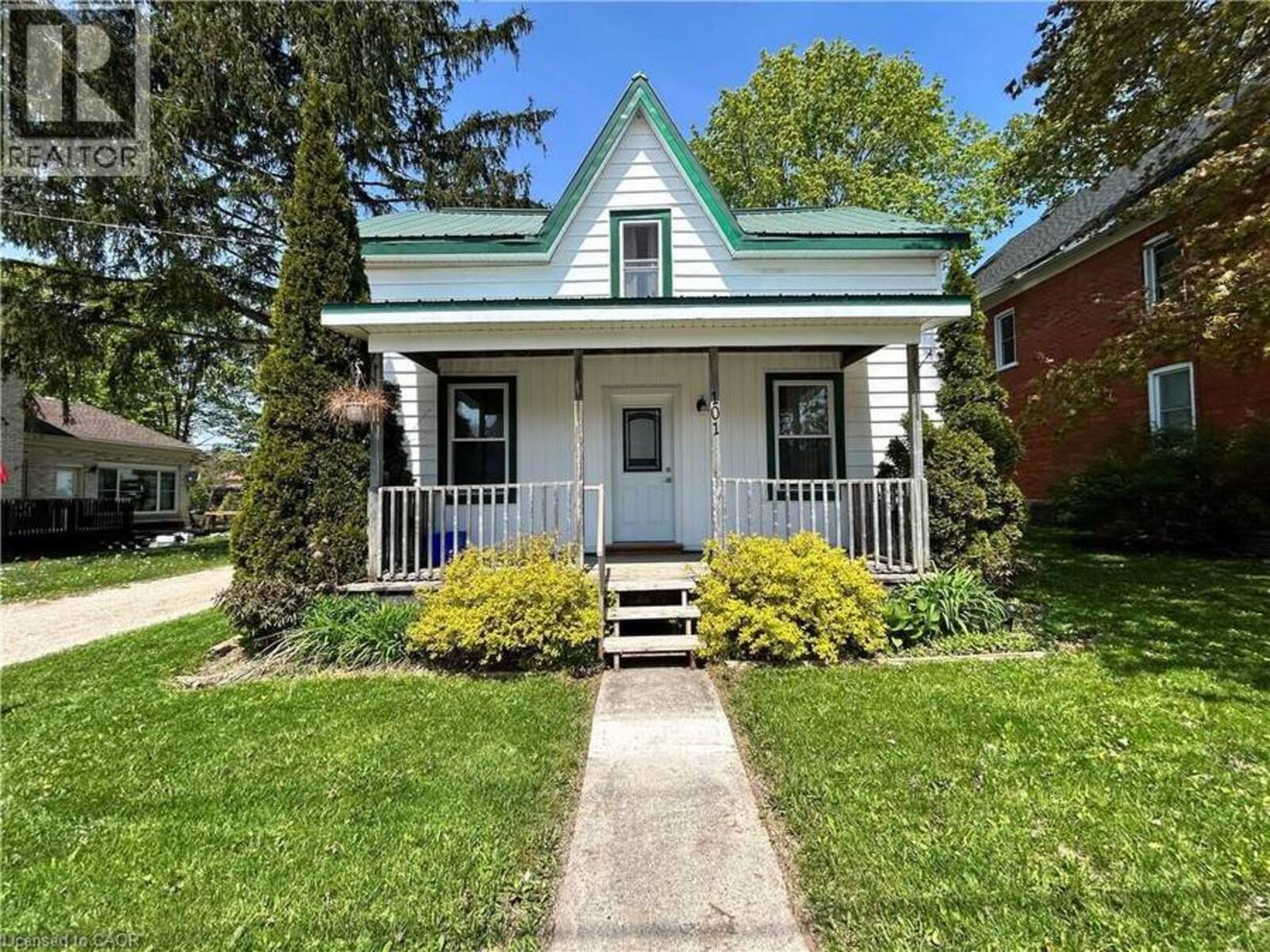 101 JOHN Street E, Wingham, Ontario N0G 2W0