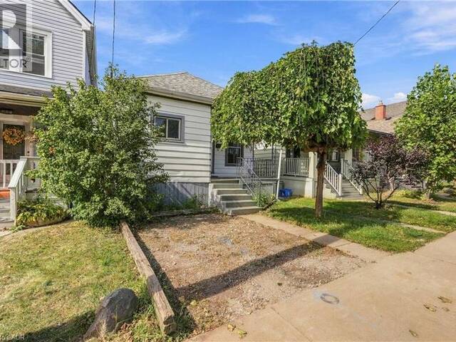 77 PROVINCE Street N Hamilton Ontario, L8H 4H5 - 3 Bedrooms Home For Sale