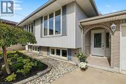 30 CATALINA Drive | Hamilton Ontario | Slide Image Four