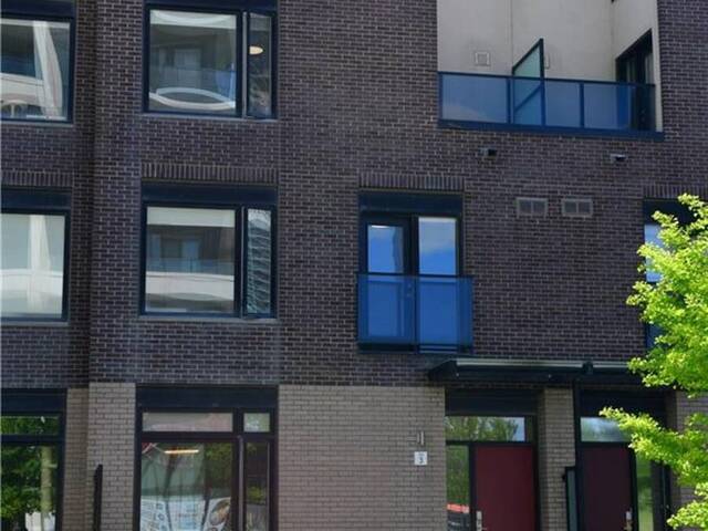 4080 PARKSIDE VILLAGE Drive Unit# 3 Mississauga Ontario, L5B 0K2 - 3 Bedrooms Condo For Sale