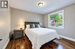 37 MARGARET Avenue N | Waterloo Ontario | Slide Image Sixteen