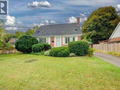 37 MARGARET Avenue N Waterloo Ontario, N2J 3P3