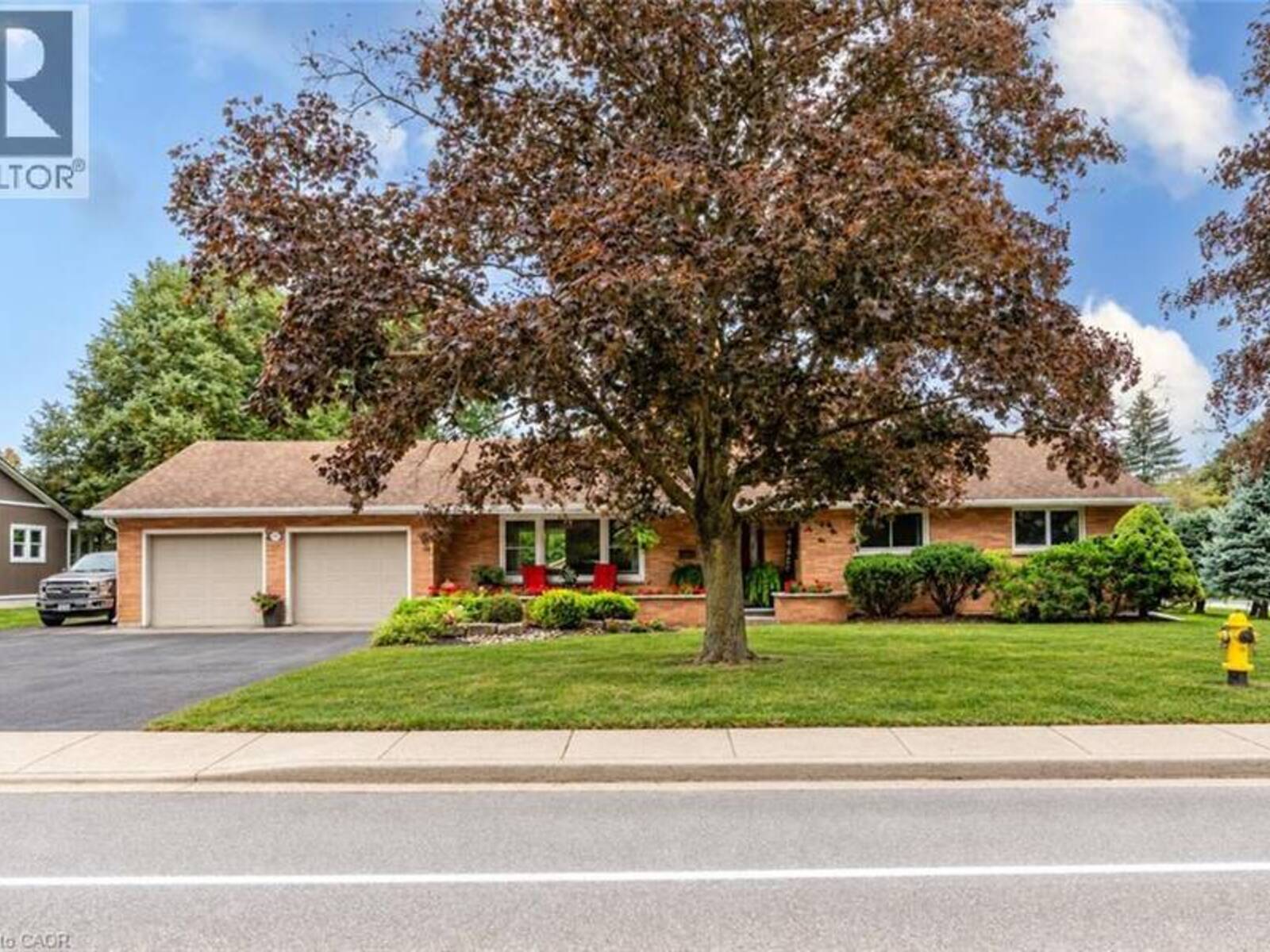 297 MAIN Street W, Norwich, Ontario N0J 1R0