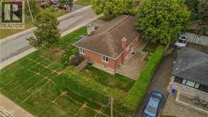 724 GEORGE Street | Burlington Ontario | Slide Image Two