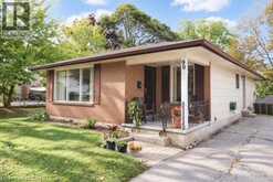 90 PEPPERWOOD Crescent | Kitchener Ontario | Slide Image Three