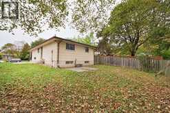 90 PEPPERWOOD Crescent | Kitchener Ontario | Slide Image Six