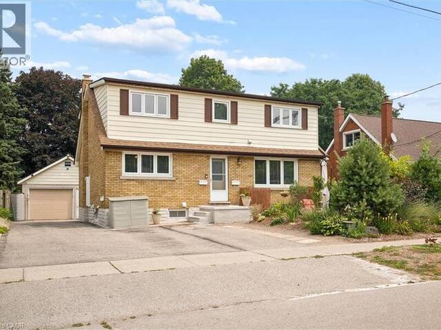 476 PROSPECT Avenue Kitchener Ontario, N2A 1E1 - 6 Bedrooms Home For Sale
