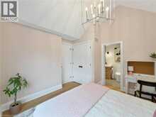 260 KENT Crescent | Burlington Ontario | Slide Image Thirty-one