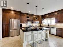 4007 BUSH Crescent | Beamsville Ontario | Slide Image Nine