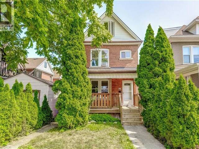 11 ELM Street Hamilton Ontario, L8M 1Y2 - 3 Bedrooms Home For Sale