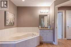 7919 FLEMING Drive | Niagara Falls Ontario | Slide Image Thirteen