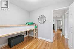 5474 SCHUELLER Crescent | Burlington Ontario | Slide Image Thirty
