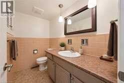 38 CALLANDER Drive | Guelph Ontario | Slide Image Sixteen