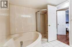 40 HARDING Boulevard Unit# 603 | Richmond Hill Ontario | Slide Image Twenty-eight