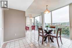 40 HARDING Boulevard Unit# 603 | Richmond Hill Ontario | Slide Image Seventeen