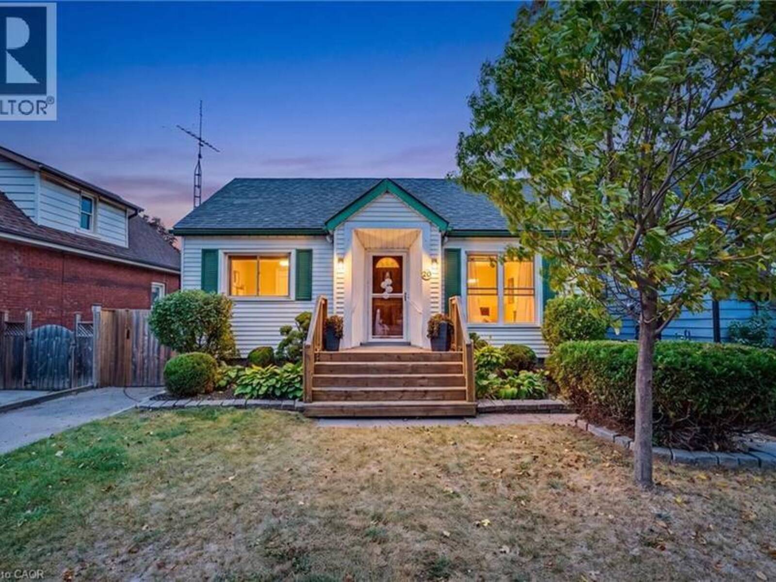 20 EAST 18TH Street, Hamilton, Ontario L9A 4N7
